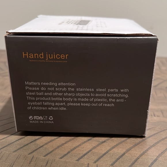 Treblewind Lemon Lime Manual Citrus Hand Juicer New In Box-BPA Free - Picture 2 of 5